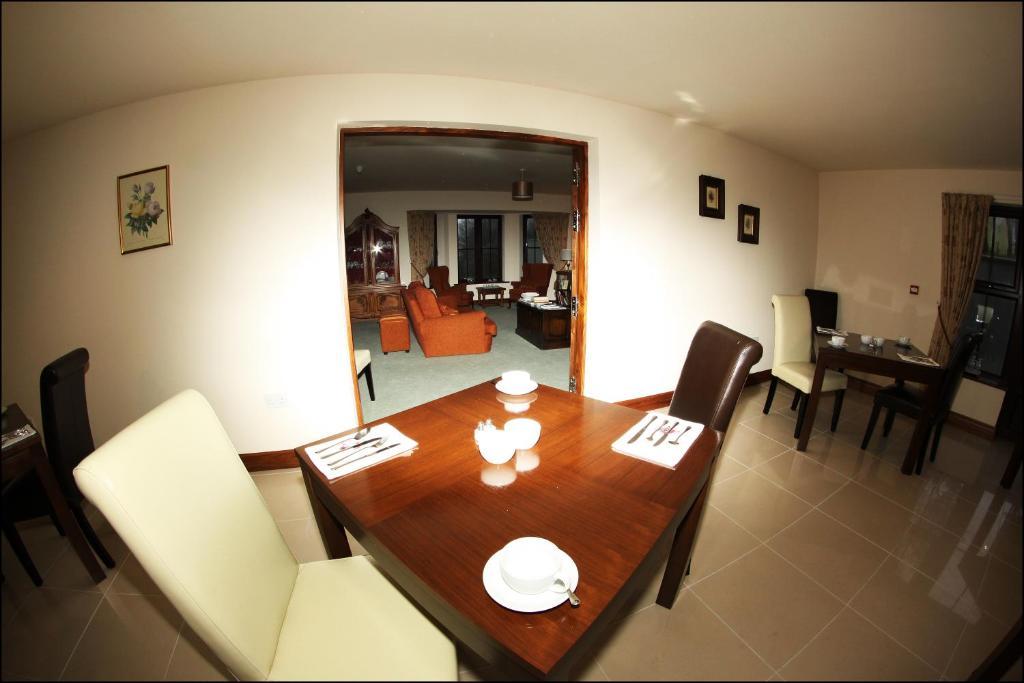 All The Twos Lodge Clifden Buitenkant foto